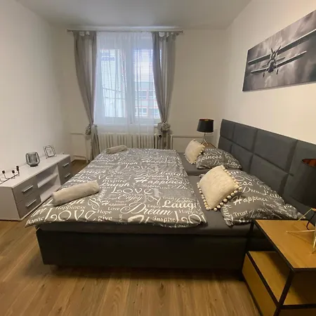 Apartment Cerna Ruze - 3